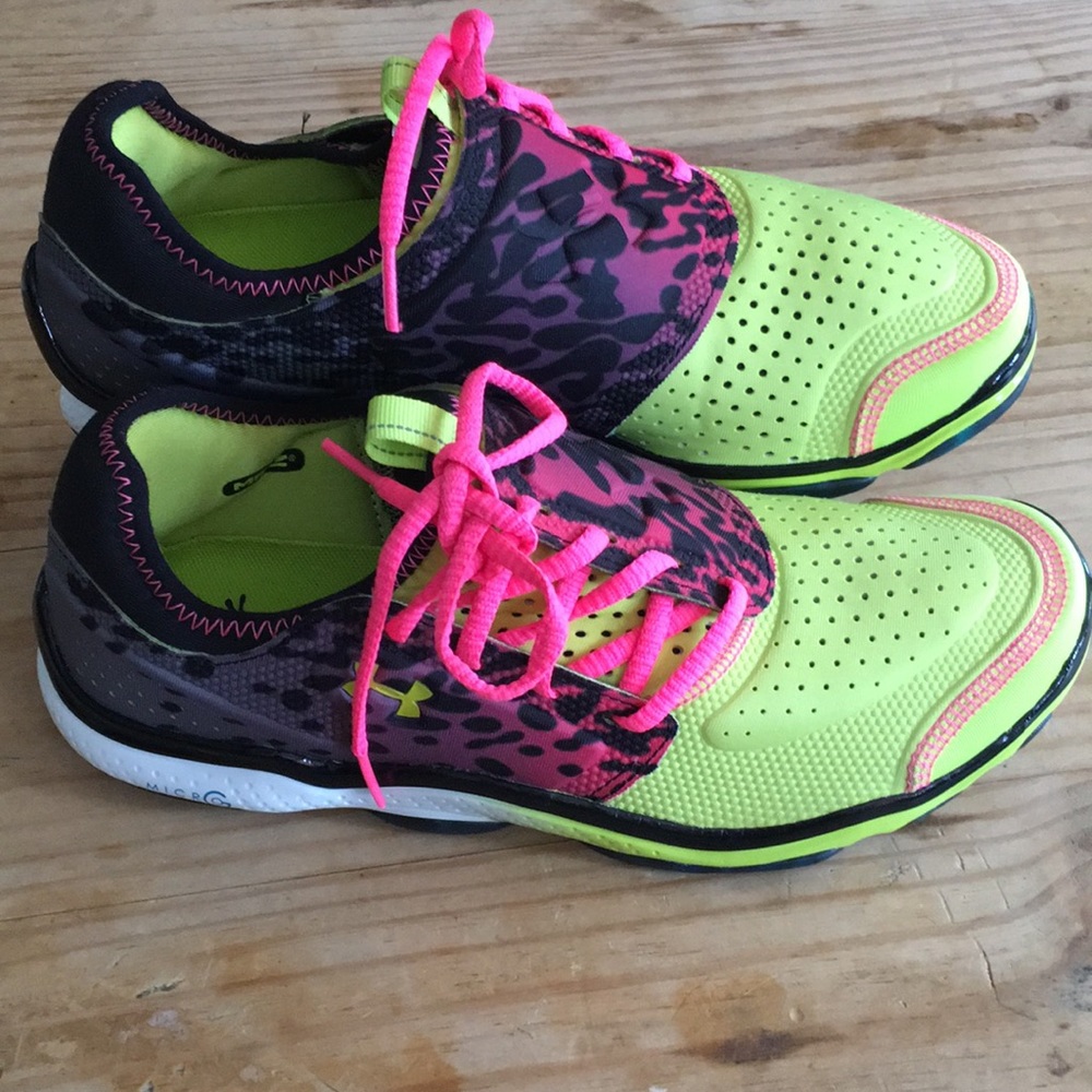 EUC Under Armour Micro G MPZ